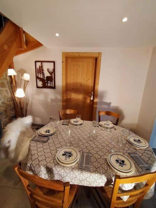 Aux Balcons De La Vallee Soultzeren Exteriör bild