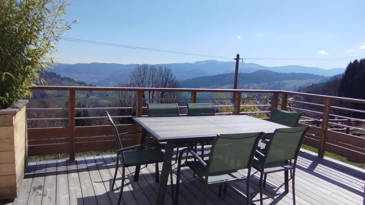 Aux Balcons De La Vallee Soultzeren Exteriör bild